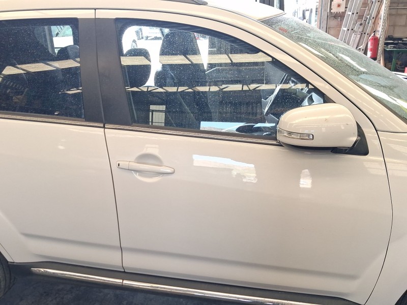 Recambio de puerta delantera derecha para mitsubishi outlander ii van (cw_w) di-d 4wd (cw1w) referencia OEM IAM 5700B396  