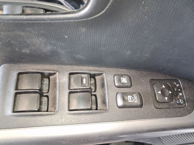 Recambio de mando elevalunas delantero izquierdo para mitsubishi outlander ii van (cw_w) di-d 4wd (cw1w) referencia OEM IAM 8608