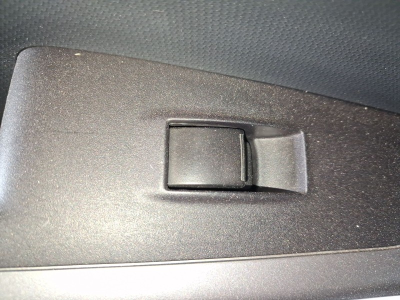 Recambio de mando elevalunas trasero izquierdo para mitsubishi outlander ii van (cw_w) di-d 4wd (cw1w) referencia OEM IAM 8608A1
