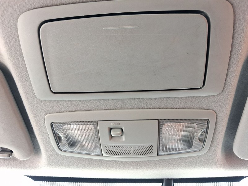 Recambio de luz interior para mitsubishi outlander ii van (cw_w) di-d 4wd (cw1w) referencia OEM IAM 8401A034HA  