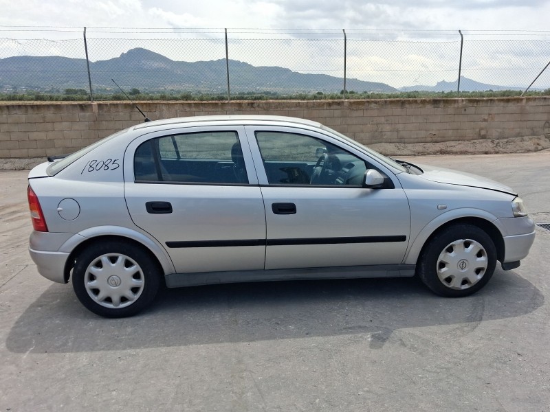 opel astra g hatchback (t98) del año 2000