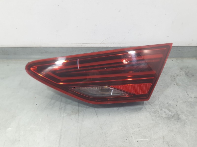 Recambio de piloto trasero derecho interior para seat leon (5f1) 2.0 tsi referencia OEM IAM 5F0945308N  