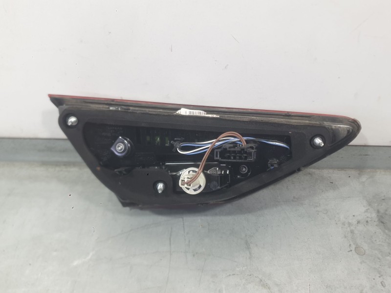 Recambio de piloto trasero derecho interior para seat leon (5f1) 2.0 tsi referencia OEM IAM 5F0945308N  