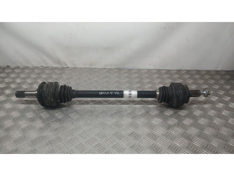 Recambio de transmision trasera derecha para mercedes-benz clase c (w206) c 300 de (206.208) referencia OEM IAM A2063501913  