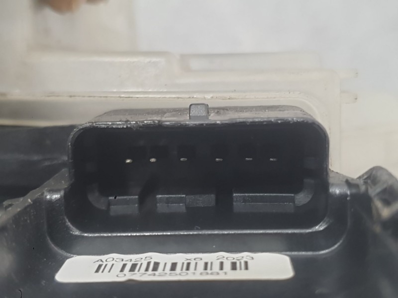 Recambio de cerradura puerta delantera derecha para citroën jumpy iii furgoneta (v_) 1.5 bluehdi 100 referencia OEM IAM 16942543