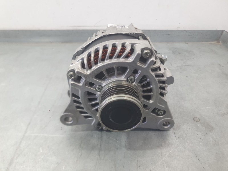 Recambio de alternador para mazda cx-5 (kf) 2.2 d referencia OEM IAM SH0118300B  
