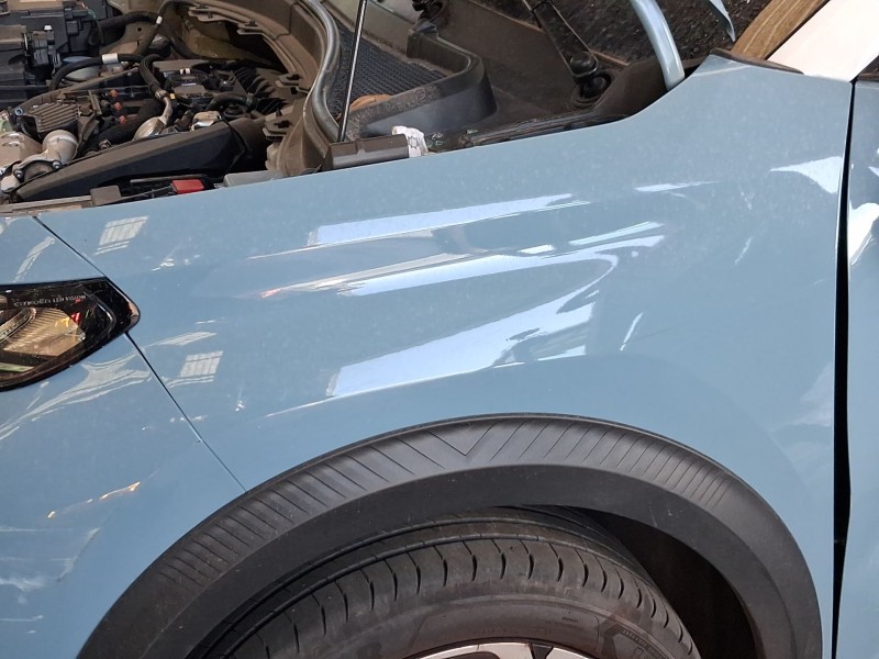 Recambio de aleta delantera izquierda para citroën c3 iv 1.2 puretech referencia OEM IAM 9855228180  