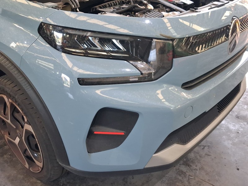 Recambio de paragolpes delantero para citroën c3 iv 1.2 puretech referencia OEM IAM 169456771T ROZADO 