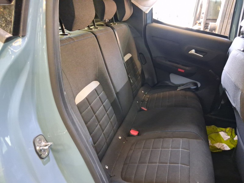 Recambio de asientos traseros para citroën c3 iv 1.2 puretech referencia OEM IAM   