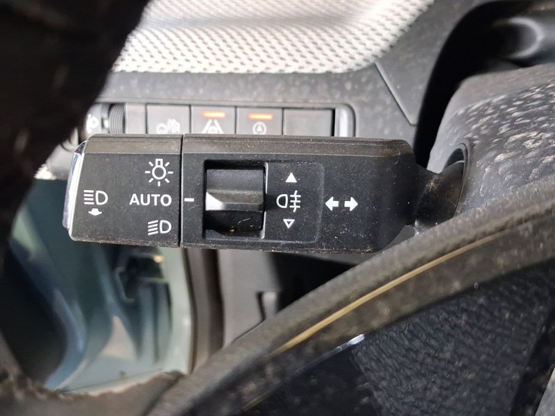 Recambio de mando luces y limpia para citroën c3 iv 1.2 puretech referencia OEM IAM 98631951ZD  