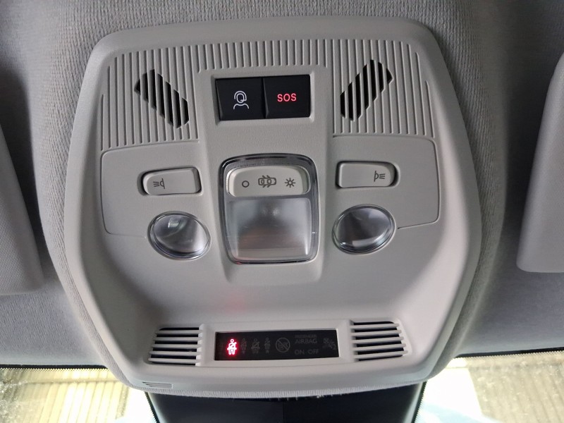 Recambio de luz interior para citroën c3 iv 1.2 puretech referencia OEM IAM 96754056UW  