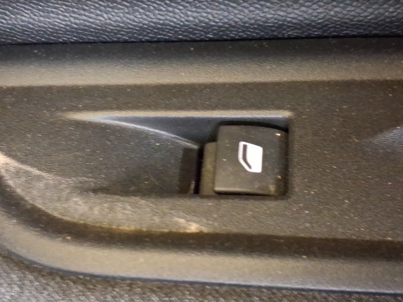Recambio de mando elevalunas delantero derecho para citroën c3 iv 1.2 puretech referencia OEM IAM 98612059ZD  