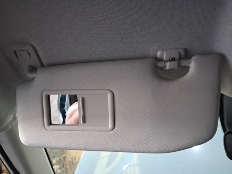 Recambio de parasol izquierdo para citroën c3 iv 1.2 puretech referencia OEM IAM 98456064UW  