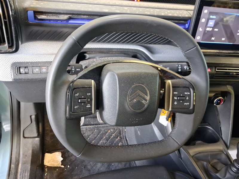 Recambio de volante para citroën c3 iv 1.2 puretech referencia OEM IAM 98558894ZD  
