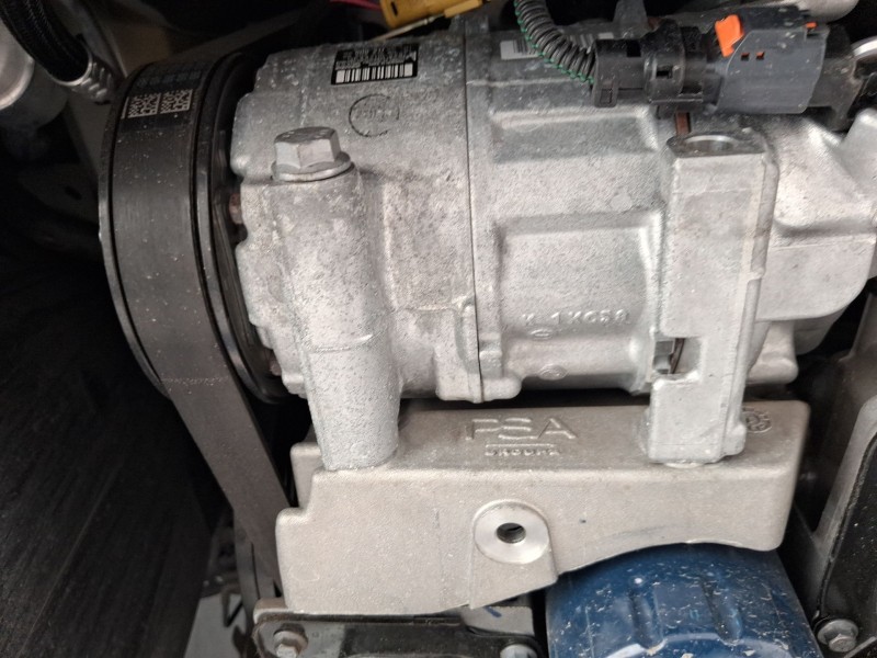 Recambio de compresor aire acondicionado para citroën c3 iv 1.2 puretech referencia OEM IAM 9850821180  