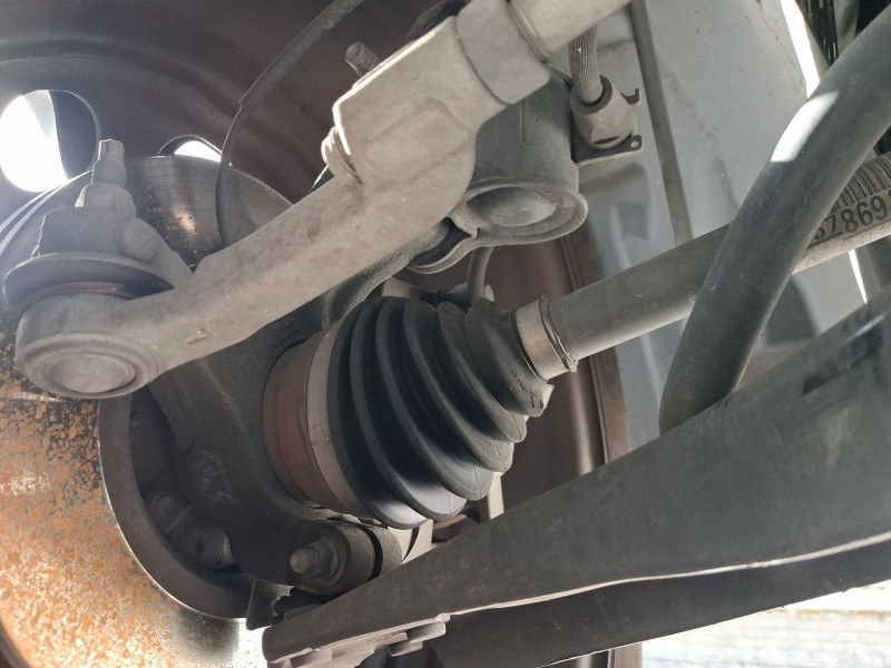 Recambio de mangueta delantera izquierda para citroën c3 iv 1.2 puretech referencia OEM IAM 9845800980  