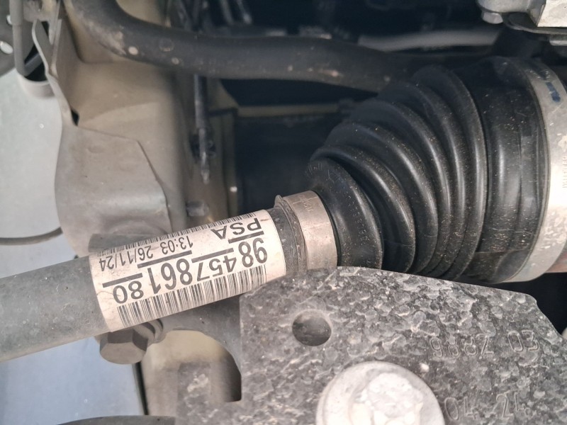 Recambio de transmision delantera derecha para citroën c3 iv 1.2 puretech referencia OEM IAM 9845786180  