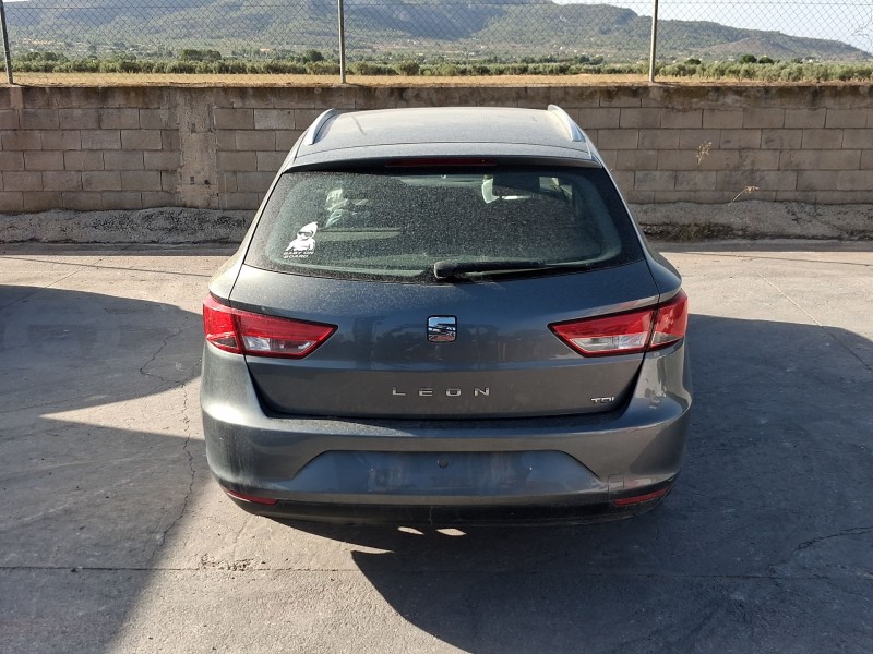 seat leon st (5f8) del año 2015