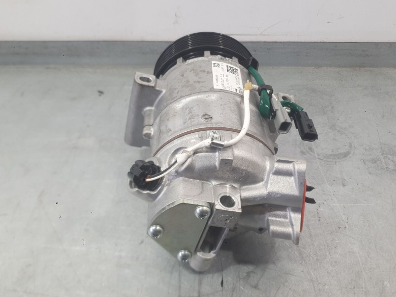 Recambio de compresor aire acondicionado para renault captur ii (hf_) 1.0 tce 90 eco-g (hfm6) referencia OEM IAM 926000610R  