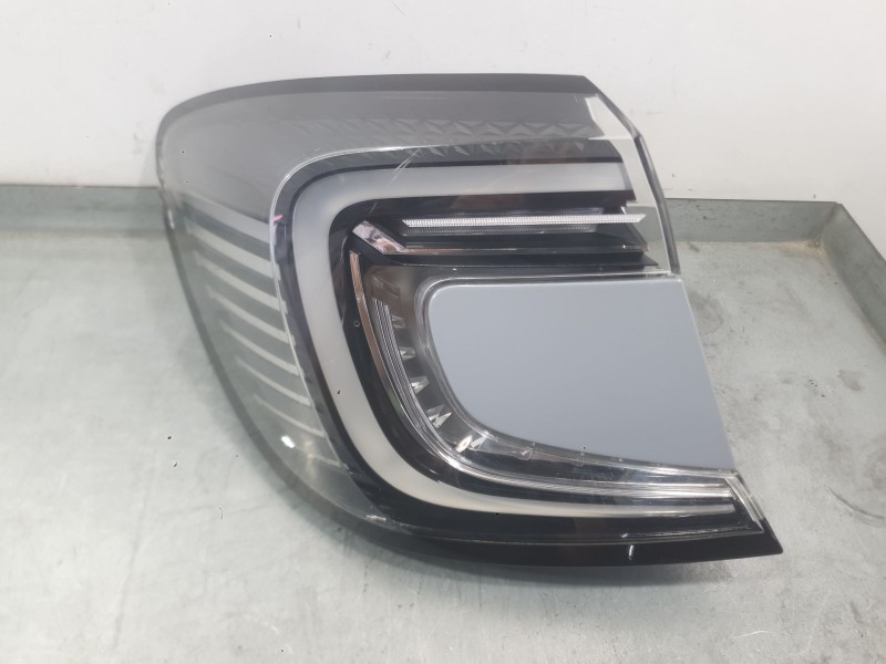 Recambio de piloto trasero izquierdo exterior para renault captur ii (hf_) 1.0 tce 90 eco-g (hfm6) referencia OEM IAM 265550246R
