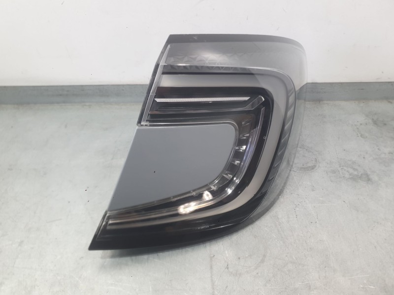 Recambio de piloto trasero derecho exterior para renault captur ii (hf_) 1.0 tce 90 eco-g (hfm6) referencia OEM IAM 265504880R  