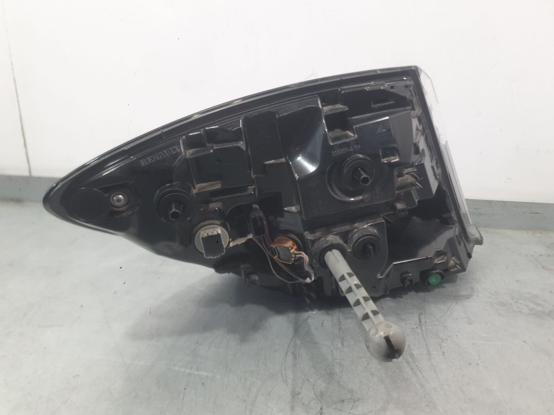 Recambio de piloto trasero derecho exterior para renault captur ii (hf_) 1.0 tce 90 eco-g (hfm6) referencia OEM IAM 265504880R  