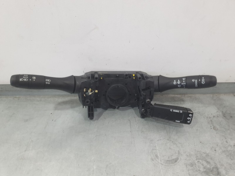Recambio de mando luces y limpia para renault captur ii (hf_) 1.0 tce 90 eco-g (hfm6) referencia OEM IAM 255670541R  