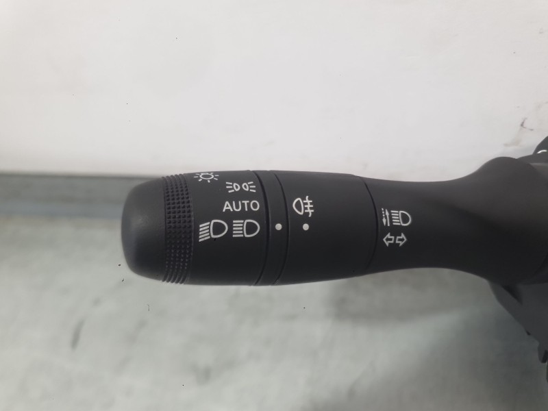 Recambio de mando luces y limpia para renault captur ii (hf_) 1.0 tce 90 eco-g (hfm6) referencia OEM IAM 255670541R  