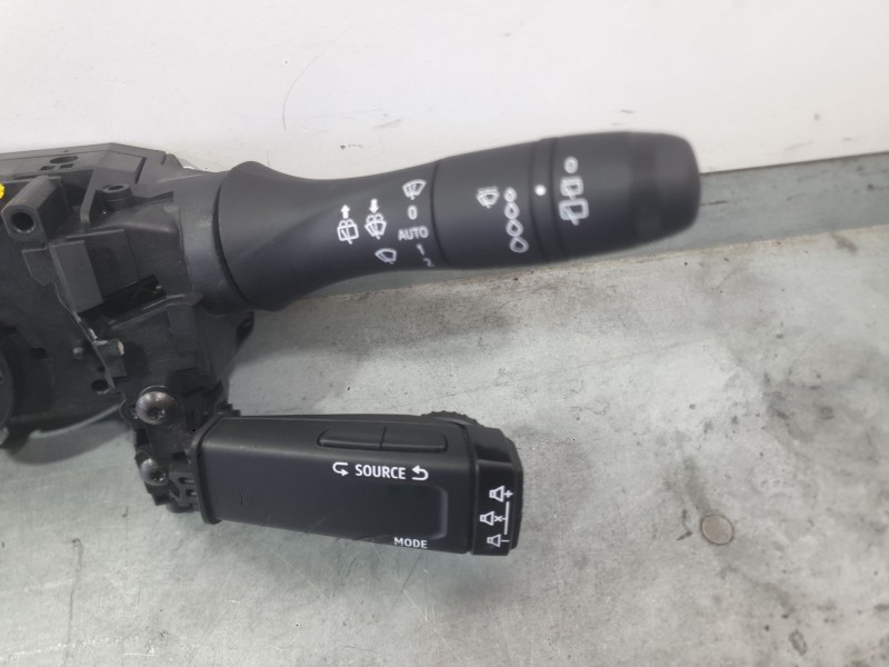 Recambio de mando luces y limpia para renault captur ii (hf_) 1.0 tce 90 eco-g (hfm6) referencia OEM IAM 255670541R  