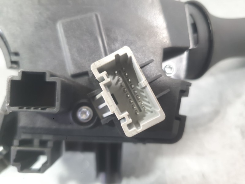 Recambio de mando luces y limpia para renault captur ii (hf_) 1.0 tce 90 eco-g (hfm6) referencia OEM IAM 255670541R  