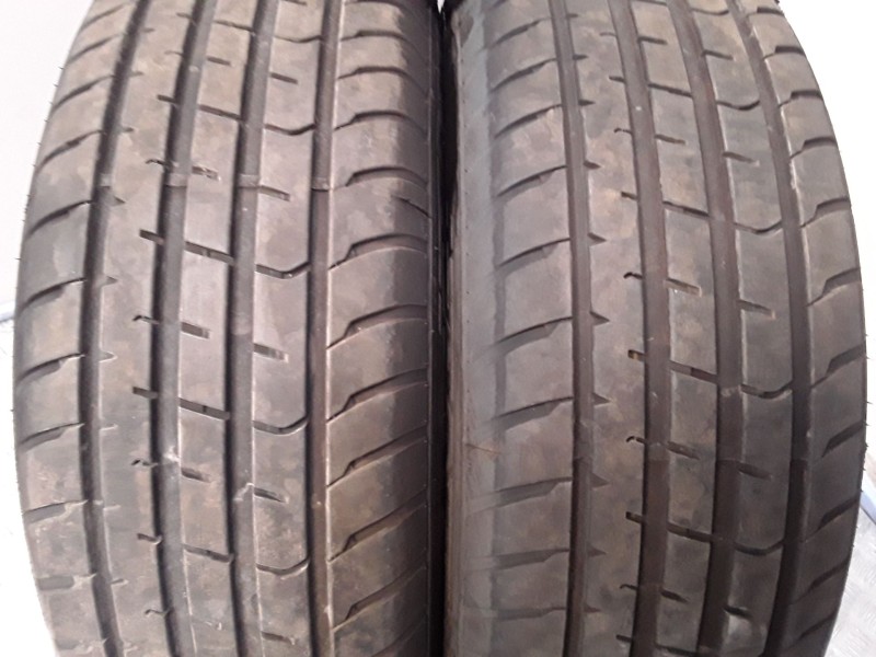 Recambio de neumatico pareja para neumaticos reutilizados - referencia OEM IAM 215651698H HEADWAY 215/65/16/98H