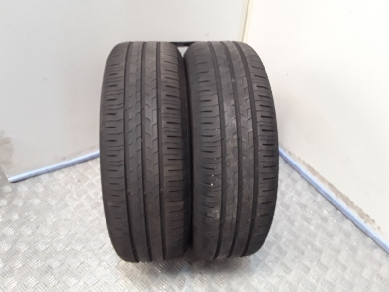 Recambio de neumatico pareja para neumaticos reutilizados - referencia OEM IAM 195651595H CONTINENTAL 195/65/15/95H