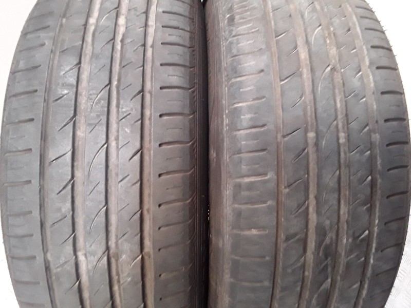 Recambio de neumatico pareja para neumaticos reutilizados - referencia OEM IAM 195551585V ROADSTONE 195/55/15/85V