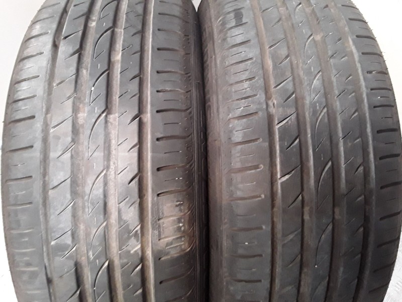 Recambio de neumatico pareja para neumaticos reutilizados - referencia OEM IAM 195551585V ROADSTONE 195/55/15/85V
