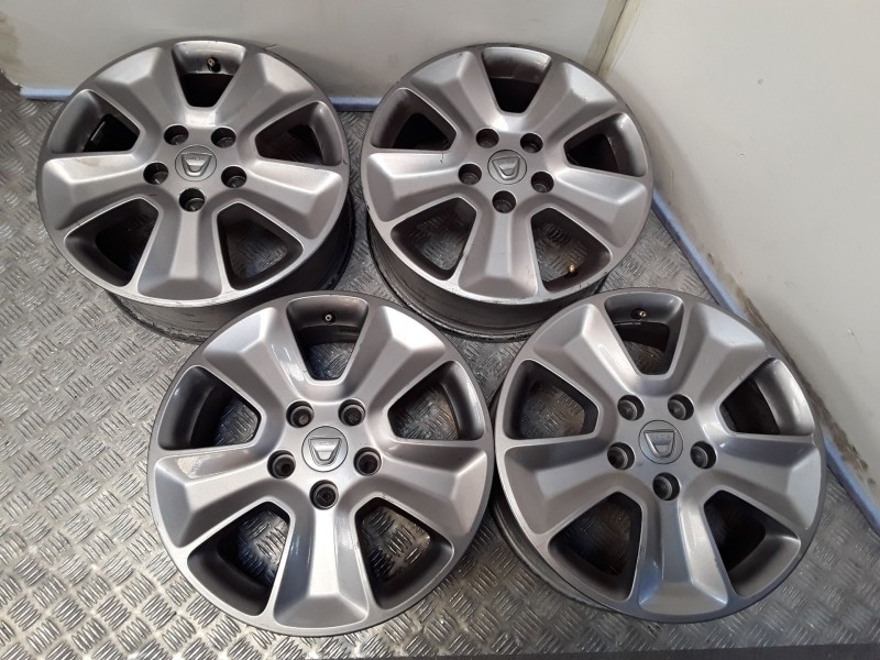 Recambio de juego llantas aluminio para dacia duster (hs_) 1.5 dci (hsaj) referencia OEM IAM 6.5X16 5 TORN ET50 ALUMINIO 