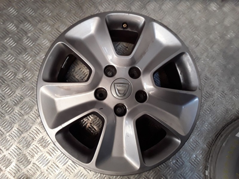 Recambio de juego llantas aluminio para dacia duster (hs_) 1.5 dci (hsaj) referencia OEM IAM 6.5X16 5 TORN ET50 ALUMINIO 