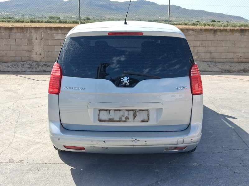 peugeot 5008 (0u_, 0e_) del año 2012