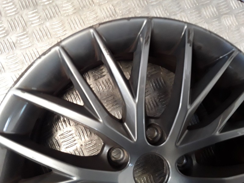 Recambio de juego llantas aluminio para seat leon st (5f8) 1.2 tsi referencia OEM IAM 7X17 5 TORN ET40 ALUMINIO ROZADAS