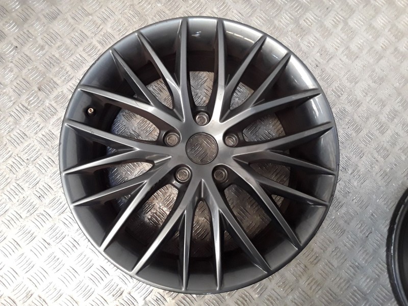 Recambio de juego llantas aluminio para seat leon st (5f8) 1.2 tsi referencia OEM IAM 7X17 5 TORN ET40 ALUMINIO ROZADAS