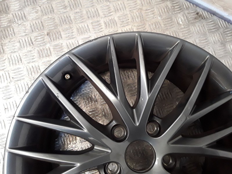 Recambio de juego llantas aluminio para seat leon st (5f8) 1.2 tsi referencia OEM IAM 7X17 5 TORN ET40 ALUMINIO ROZADAS