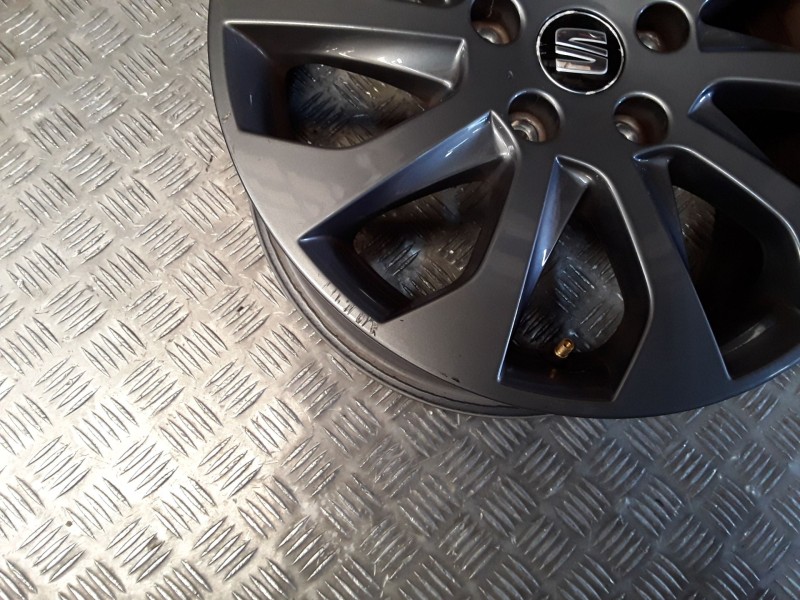 Recambio de llanta aluminio para seat leon (5f1) 1.4 tsi referencia OEM IAM 6.5X16 5 TORN ET46 ALUMINIO ROZADA