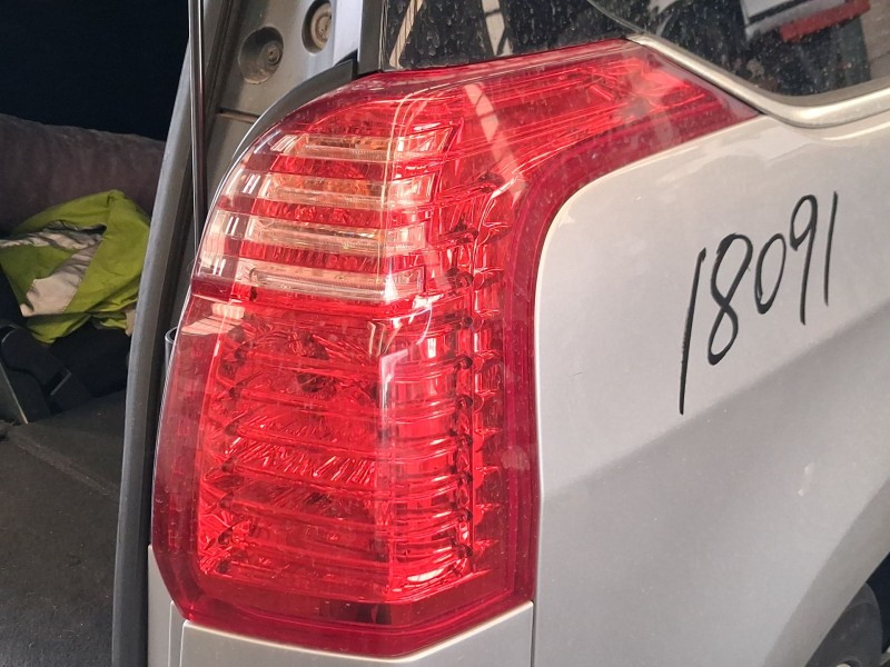 Recambio de piloto trasero derecho para peugeot 5008 (0u_, 0e_) 1.6 hdi referencia OEM IAM 6351KH  