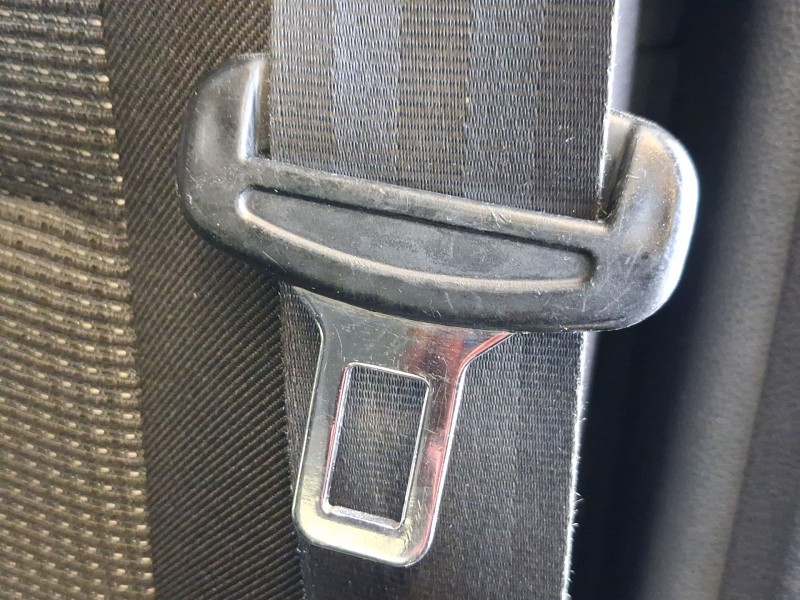 Recambio de cinturon seguridad trasero izquierdo para peugeot 5008 (0u_, 0e_) 1.6 hdi referencia OEM IAM 8975SH  