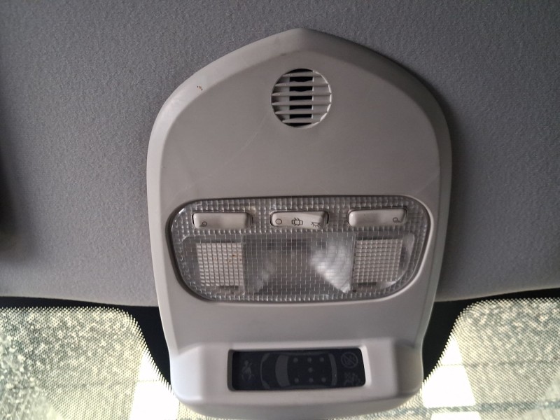 Recambio de luz interior para peugeot 5008 (0u_, 0e_) 1.6 hdi referencia OEM IAM 8146W6  