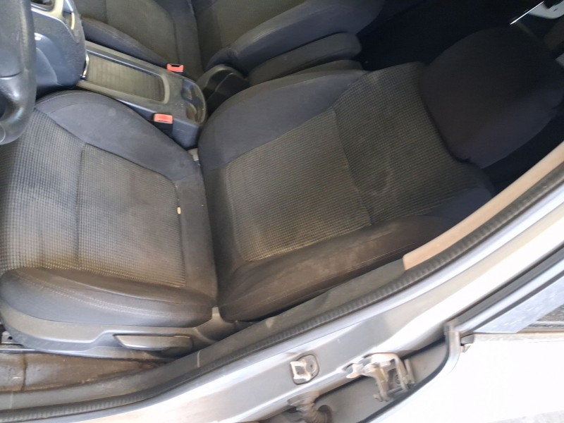 Recambio de asiento delantero izquierdo para peugeot 5008 (0u_, 0e_) 1.6 hdi referencia OEM IAM   
