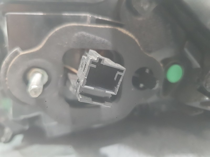 Recambio de piloto trasero derecho exterior para peugeot 308 ii (lb_, lp_, lw_, lh_, l3_) 1.2 thp 130 referencia OEM IAM 9823728