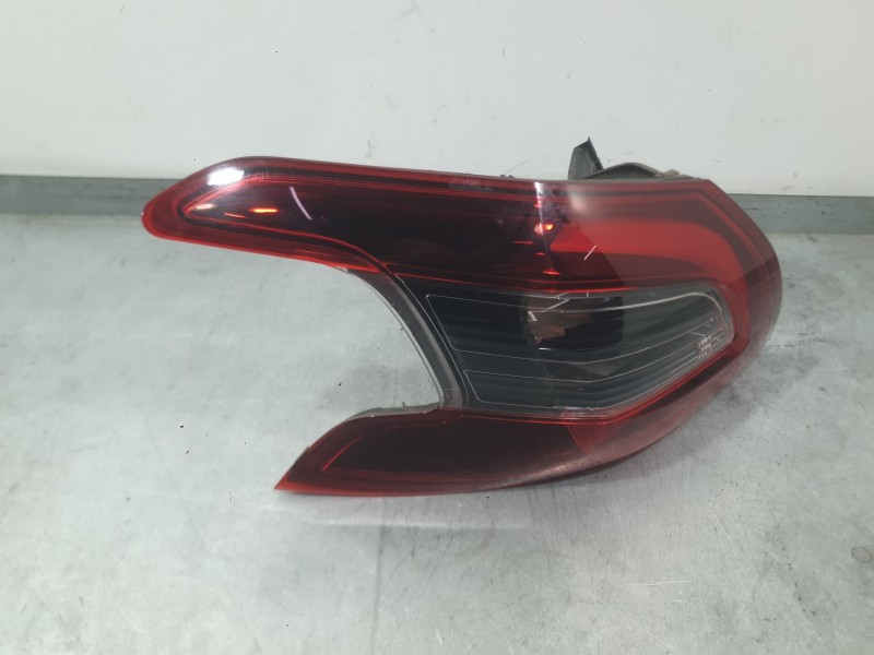 Recambio de piloto trasero izquierdo exterior para peugeot 308 ii (lb_, lp_, lw_, lh_, l3_) 1.2 thp 130 referencia OEM IAM 98237
