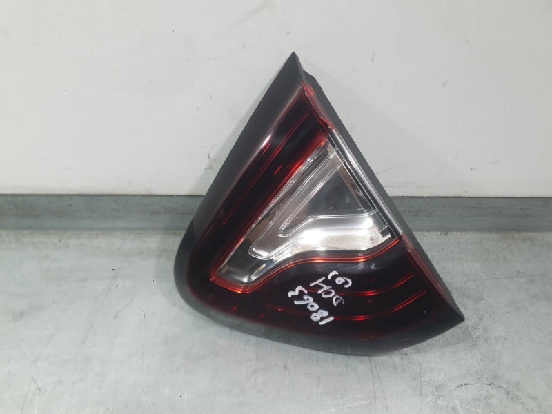 Recambio de piloto trasero derecho interior para renault captur i (j5_, h5_) 1.5 dci 90 referencia OEM IAM 265501712R  