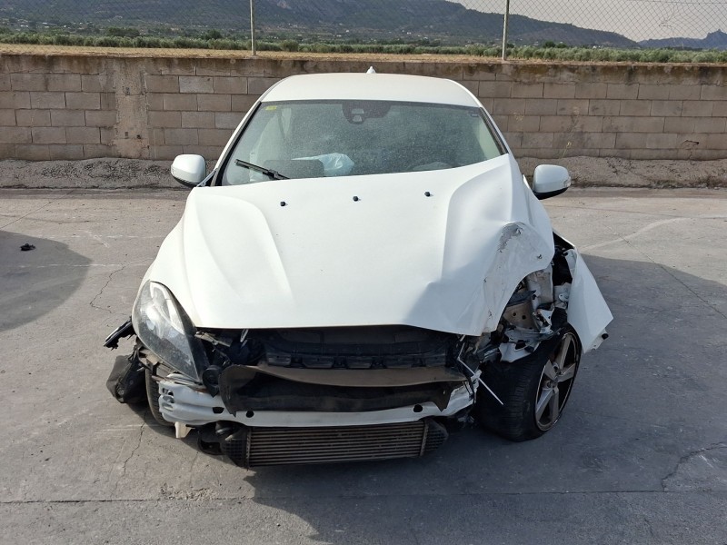 volvo v40 hatchback (525) del año 2013