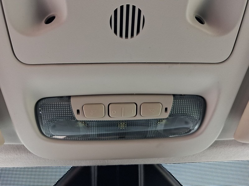 Recambio de luz interior para ford tourneo courier b460 monospace 1.0 ecoboost referencia OEM IAM 1840931  